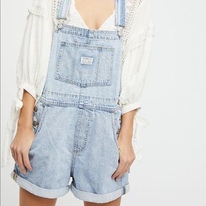 Levi Shortall Overalls size S